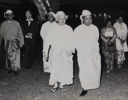 Au cours de la visite de Ben Gurion en Birmanie